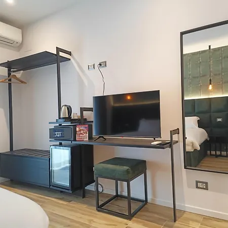 Romi Suite-2