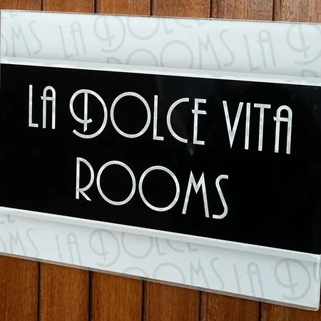 La dolce vita rooms-2