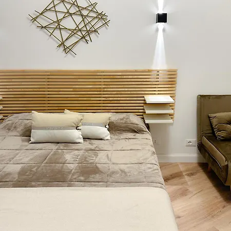Colosseum Luxury Guest House-3