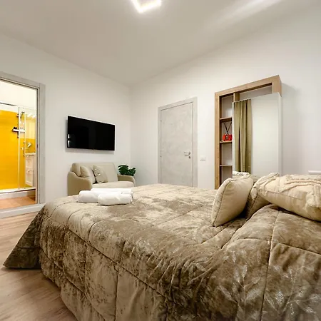 Colosseum Luxury Guest House-2