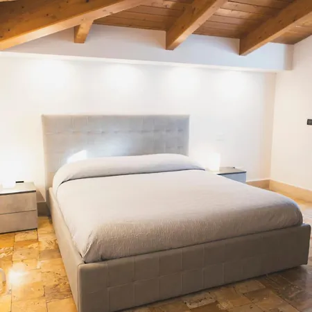 Palazzo Storico Di Nicola-3