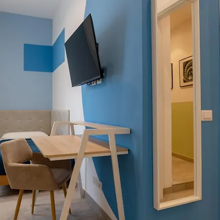 633 Appia Design Room-2