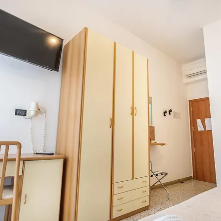 Hotel Lily-3