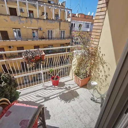 La Finestra Sul Mondo Guest House-3