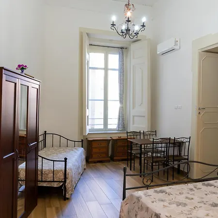 B&B Palazzo Sersale Napoli-2