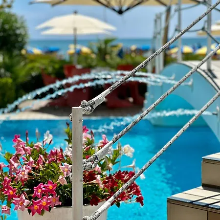Ruhl Beach Hotel & Suites-3