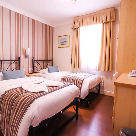 Fairway Hotel-3