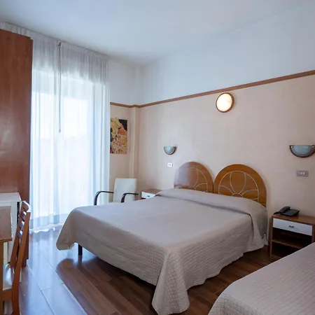 Hotel Britannia Rimini Marina centro-3