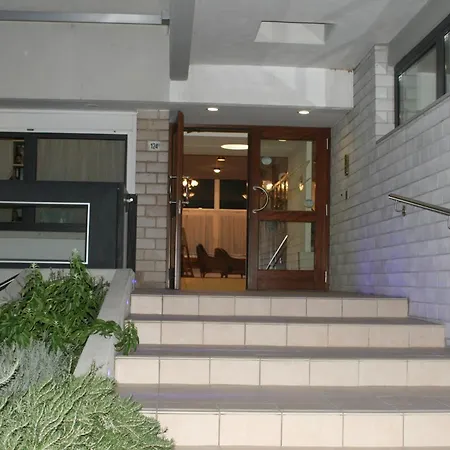 Hotel Ambra-3