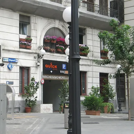 Bed morelli 49 , chiaia-2