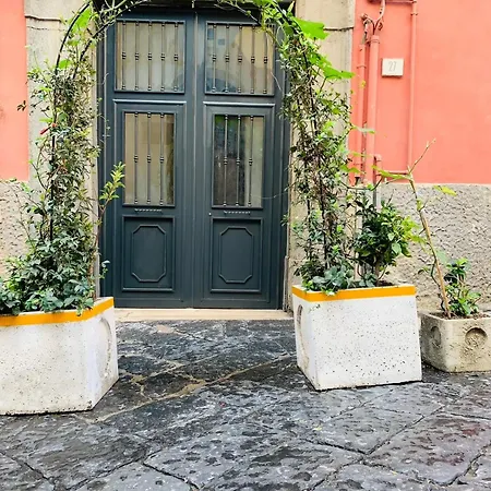Barbaro Suite & Apartment-3