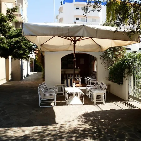 Hotel Nautic B&B-3