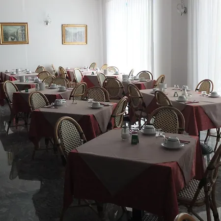 Hotel Germania-2