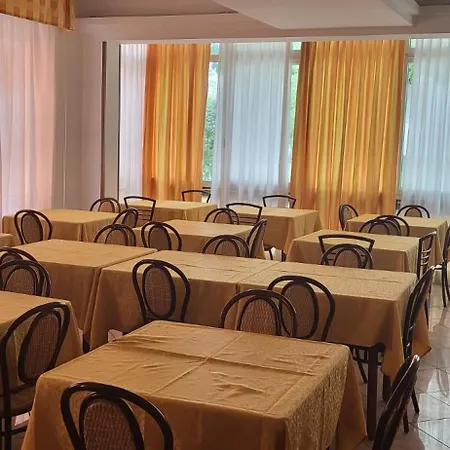 Hotel Majorca Nuova Gestione Rimini 100 m dalla spiaggia-3