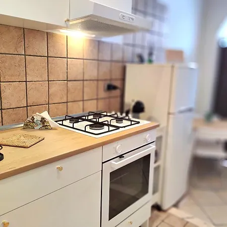 Casa Viola a 900 mt dalla Staz. Centrale-3