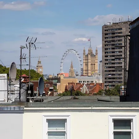 Holiday Inn Express London Victoria By Ihg-3