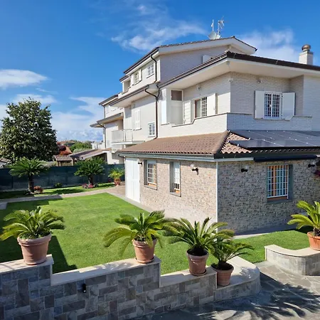 Castelbarco House B-3