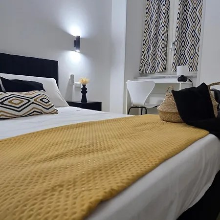 Ventre Luxury Rooms-3