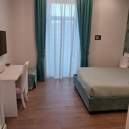 B&B Lungomare Sannazzaro-2