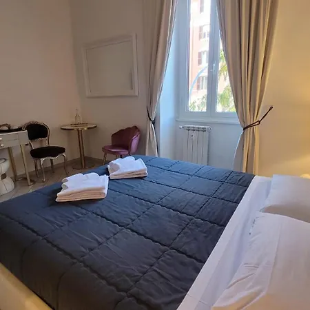Rome Central Rooms-2