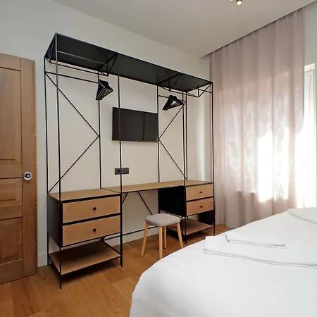 The Place Gallia - New Guesthouse San Giovanni- Self Check-In -Near Metro-3