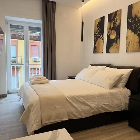 Home In Napoli-2