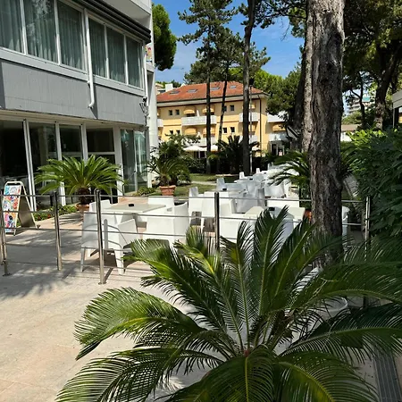 Hotel Carlton-2