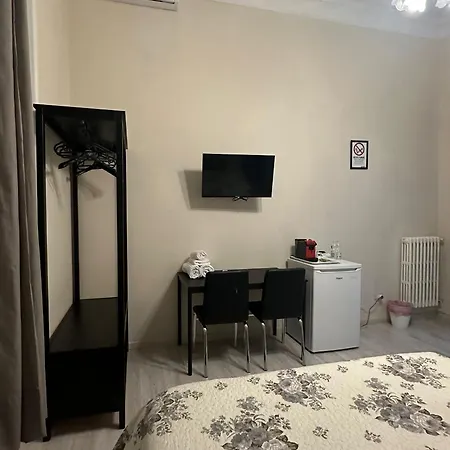 Marcelina Holidays Rooms-2