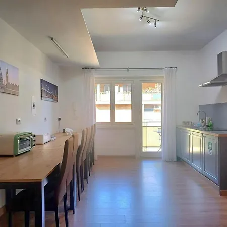 Trastevere B&D Rooms-2