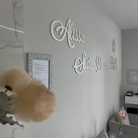 Alissa Suite-3