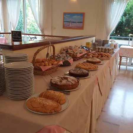 Hotel Rugantino-2