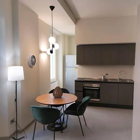 The 6 Apartments S-2
