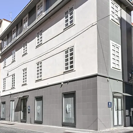 1811 Palace-3