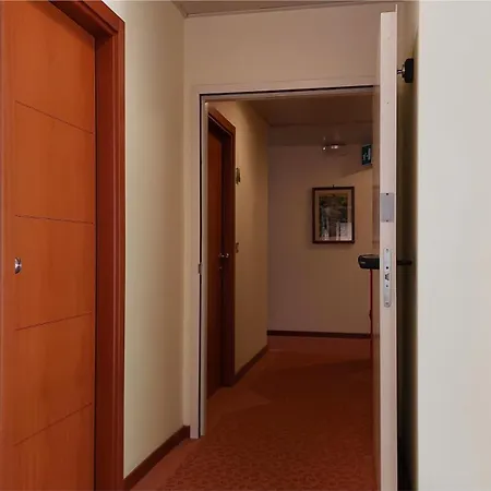 Hotel Condor-3