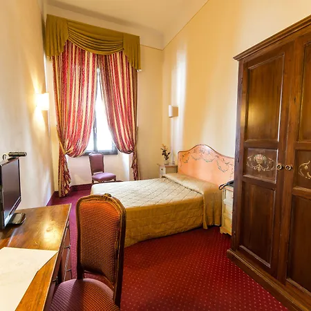 Hotel Paris-3