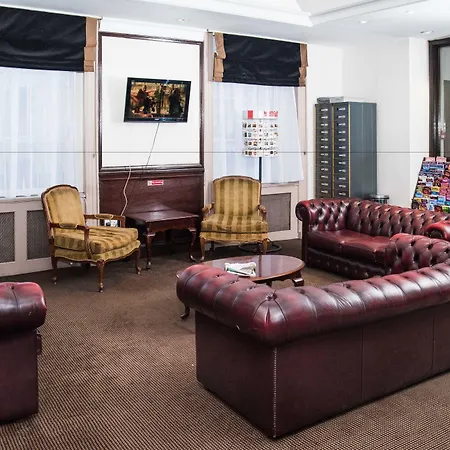 Rose Court Hotel-3