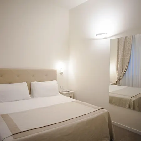 Hotel Accademia-2