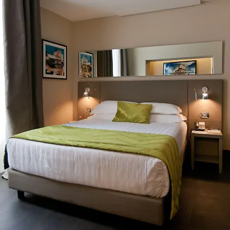 Quirinale Luxury Rooms-3