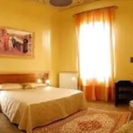 La Luna Guest House-3
