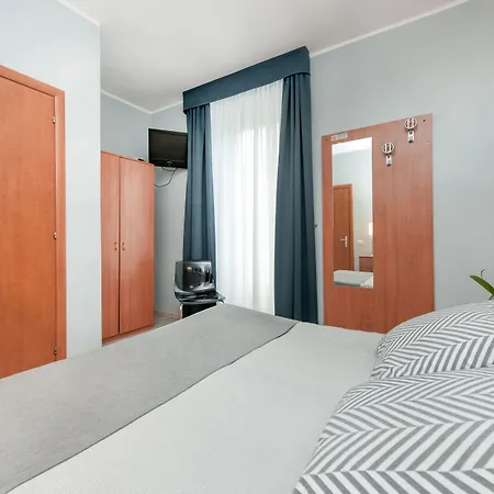 Roi Hotel-2