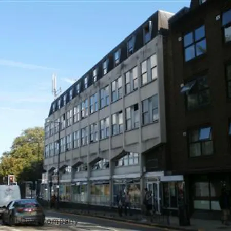 Kensal Green Backpackers-2