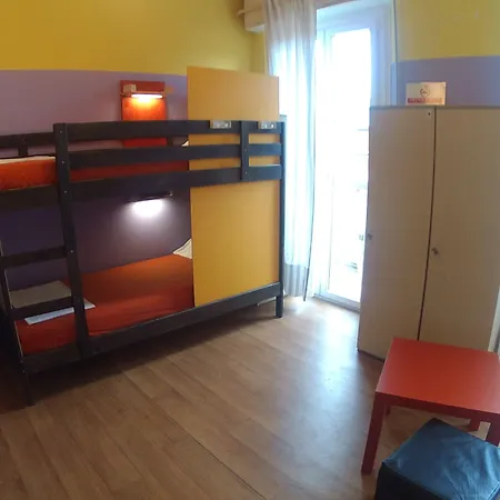 Jammin' Hostel & Bar Rimini-2
