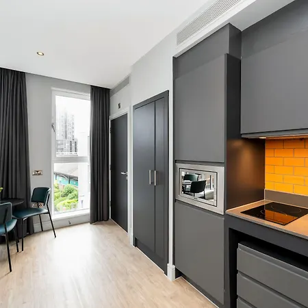 Staycity Aparthotels London Greenwich High Road-3