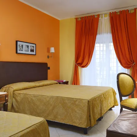 Hotel Tuscolana-2