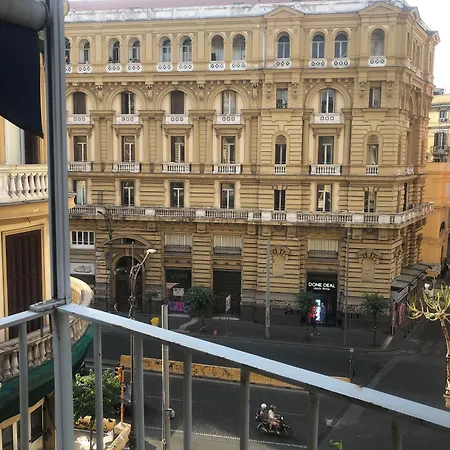 B&B Quattro Palazzi Napoli Centro-3