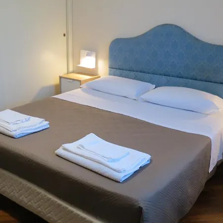 CASA BATTISTI MESSINA Guest House in centro città, ideale per FAMIGLIE o GRUPPI-3