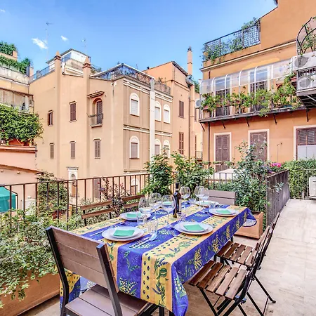Tritone Top House-3
