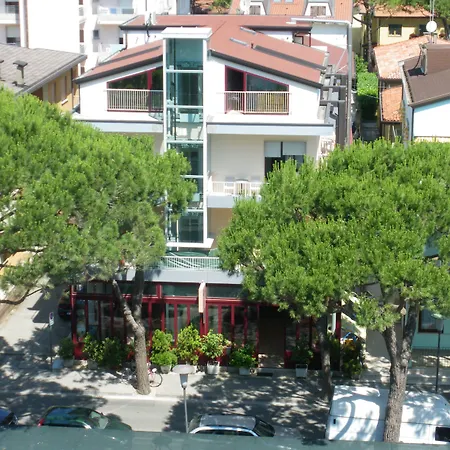 Hotel Villa Dina-3