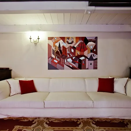 LM Suites Spagna-2