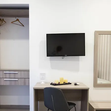 B&B Bovio Square XIV-2